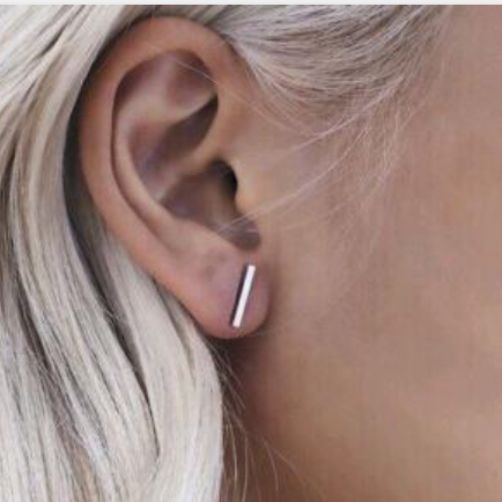 Silver Line/Bar Earrings - Picture 2 of 3